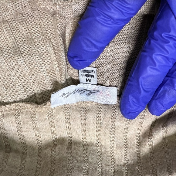 Blashe ribbed pants, women’s size medium, beige, new with tags - Picture 10 of 12